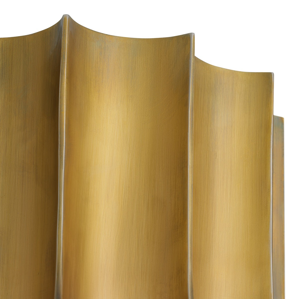 Quintara Wall Lamp - Vintage Brass