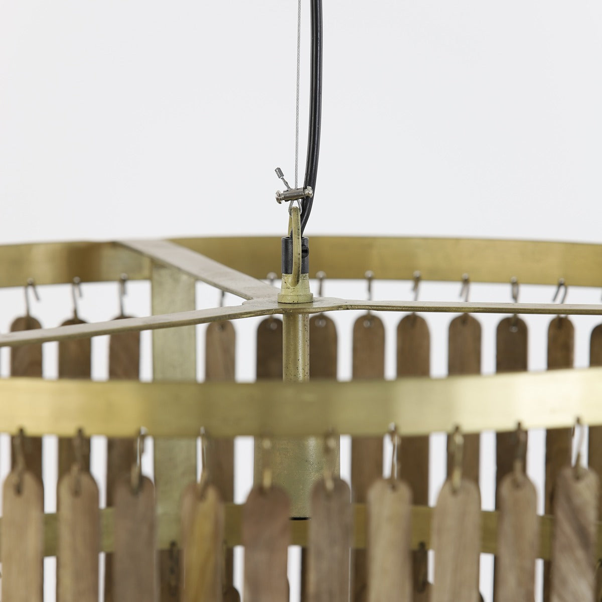 Gularo Wooden Pendant Light - Bronze