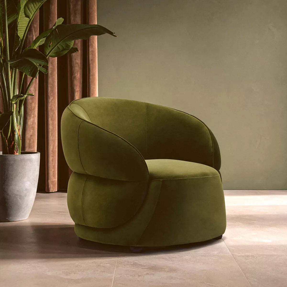 Darla Velvet Curved Chair - Forest Green
