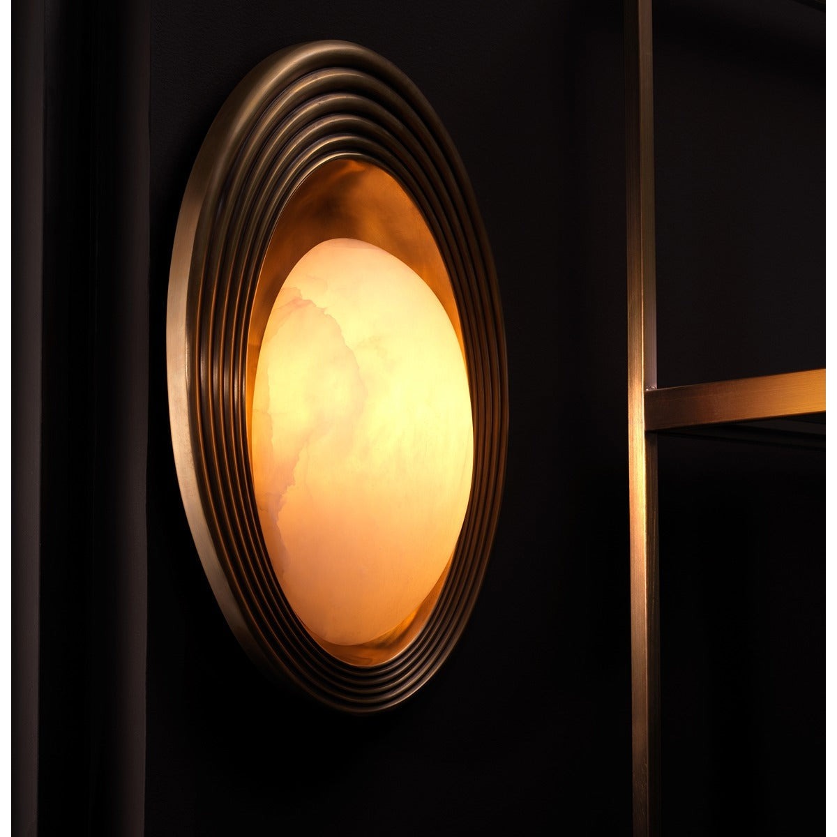 Savono Wall Lamp - Vintage Brass Finish