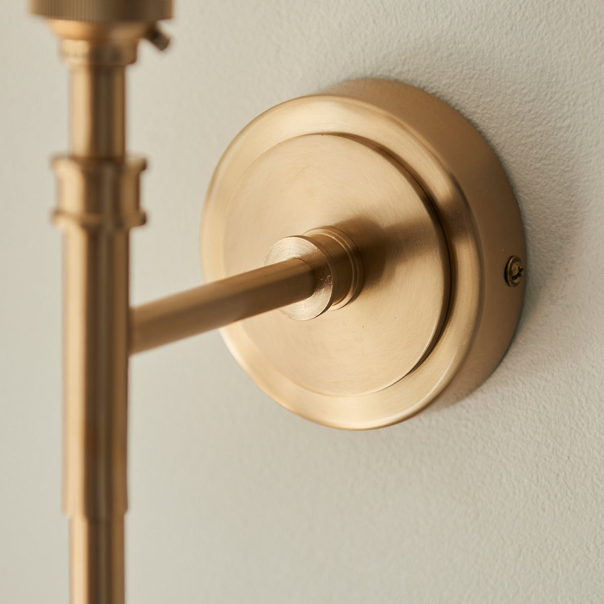 Chessington 1 Light Wall Light - Brushed Aged Brass