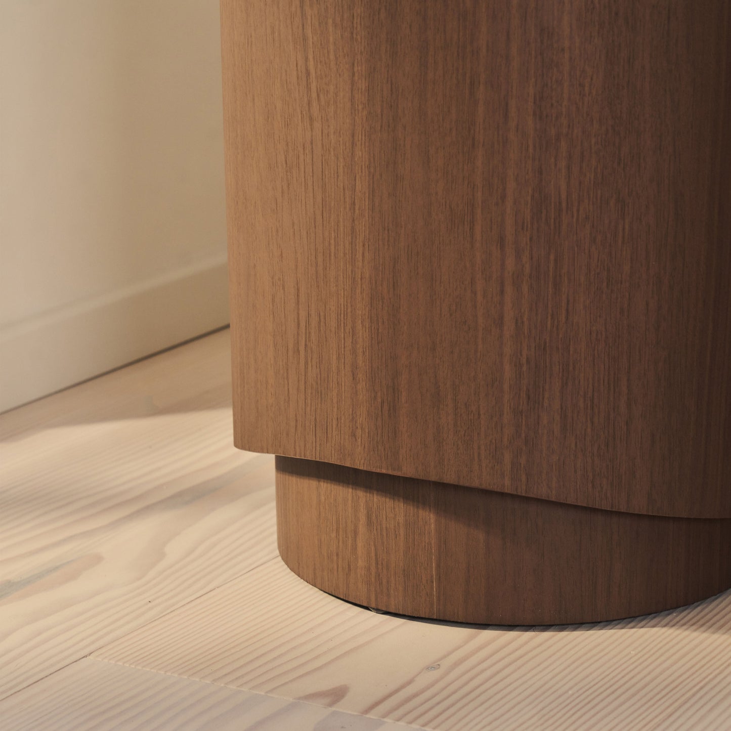 Magna - Dark Wood Wave Side Table