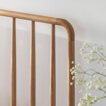 Wycombe Spindle Bed - Natural