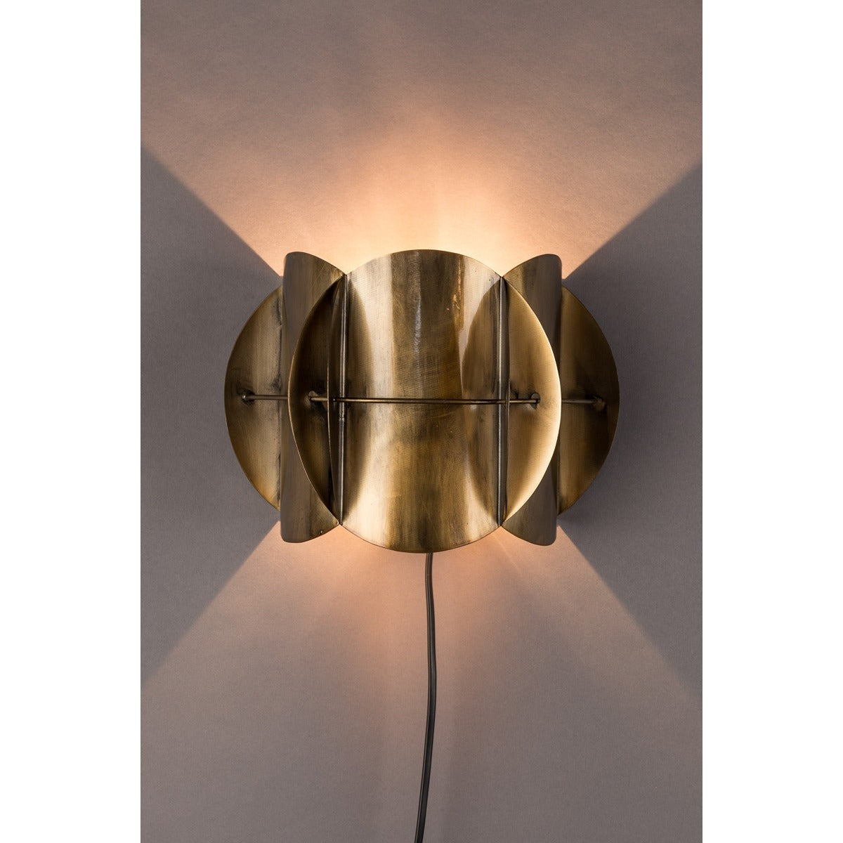 Corridor Wall Lamp - Brass | Outlet