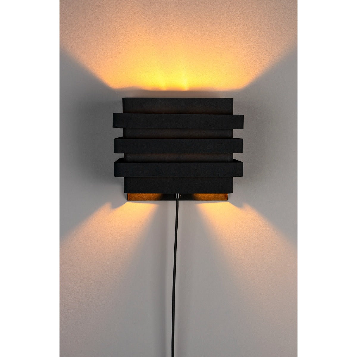 Dumont Wall Lamp - Black