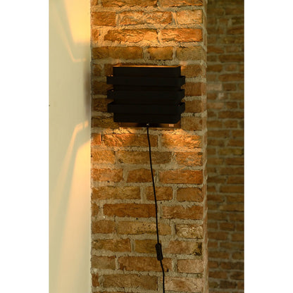 Dumont Wall Lamp - Black