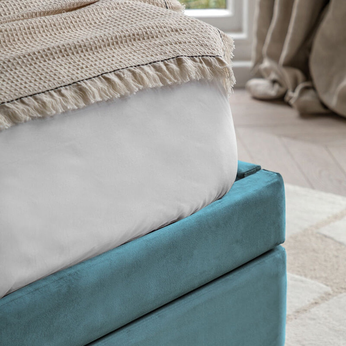 Royal Bed - Atlantic Blue