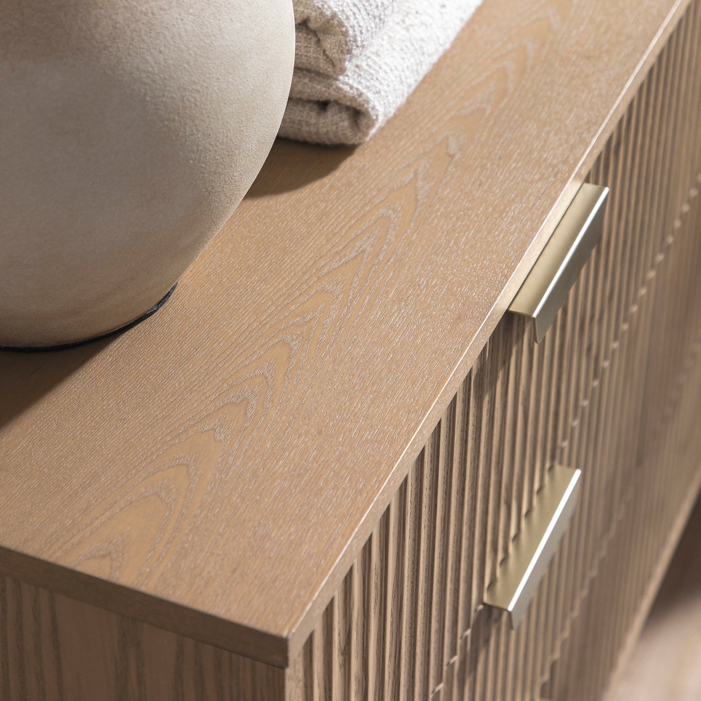 Richmond Ridged Wide Chest of 6 Drawers, Light Ash