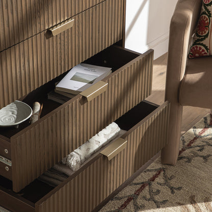 Richmond Ridged Chest of 5 Drawers, Dark Ash