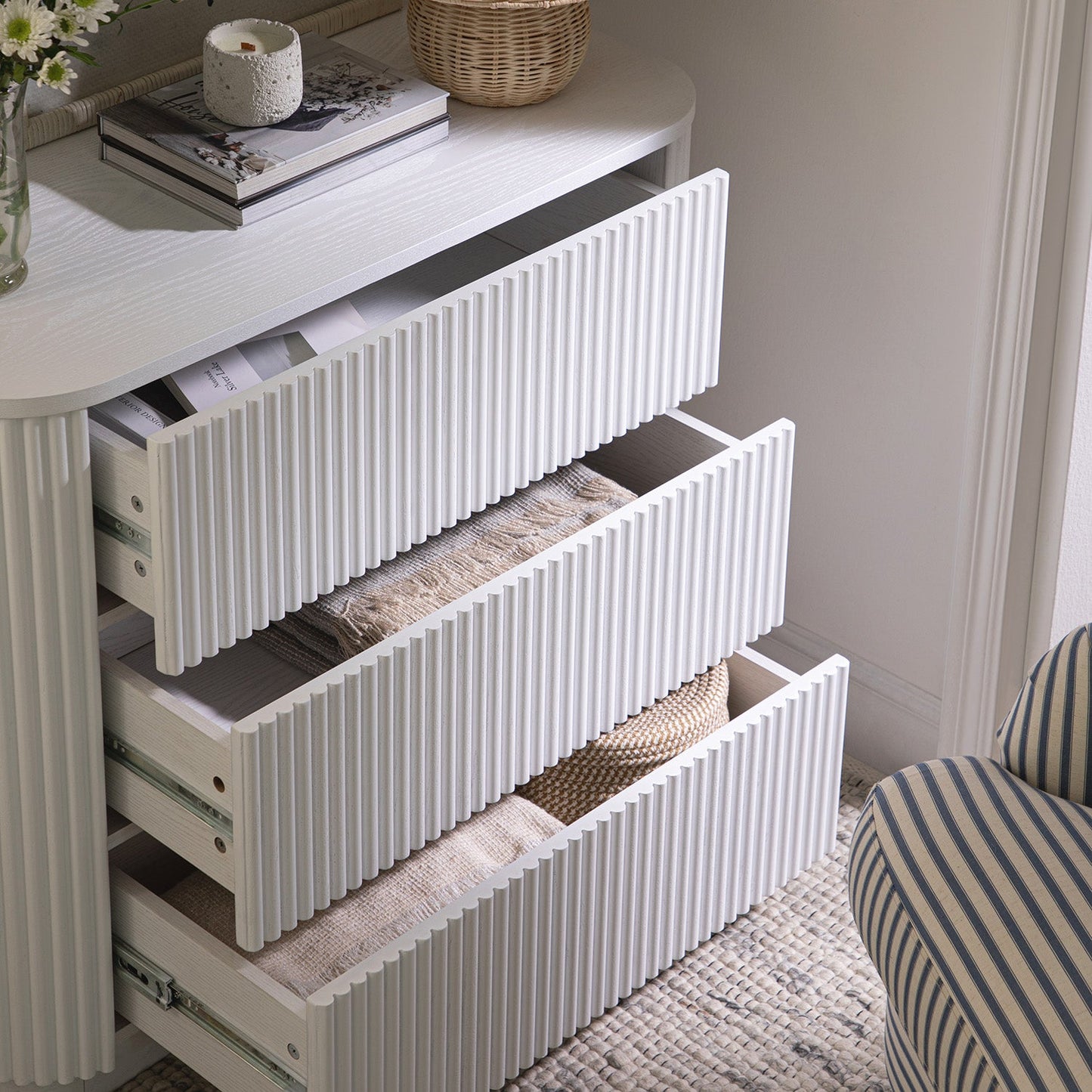 Maru Chest of 3 Drawers, Washed White