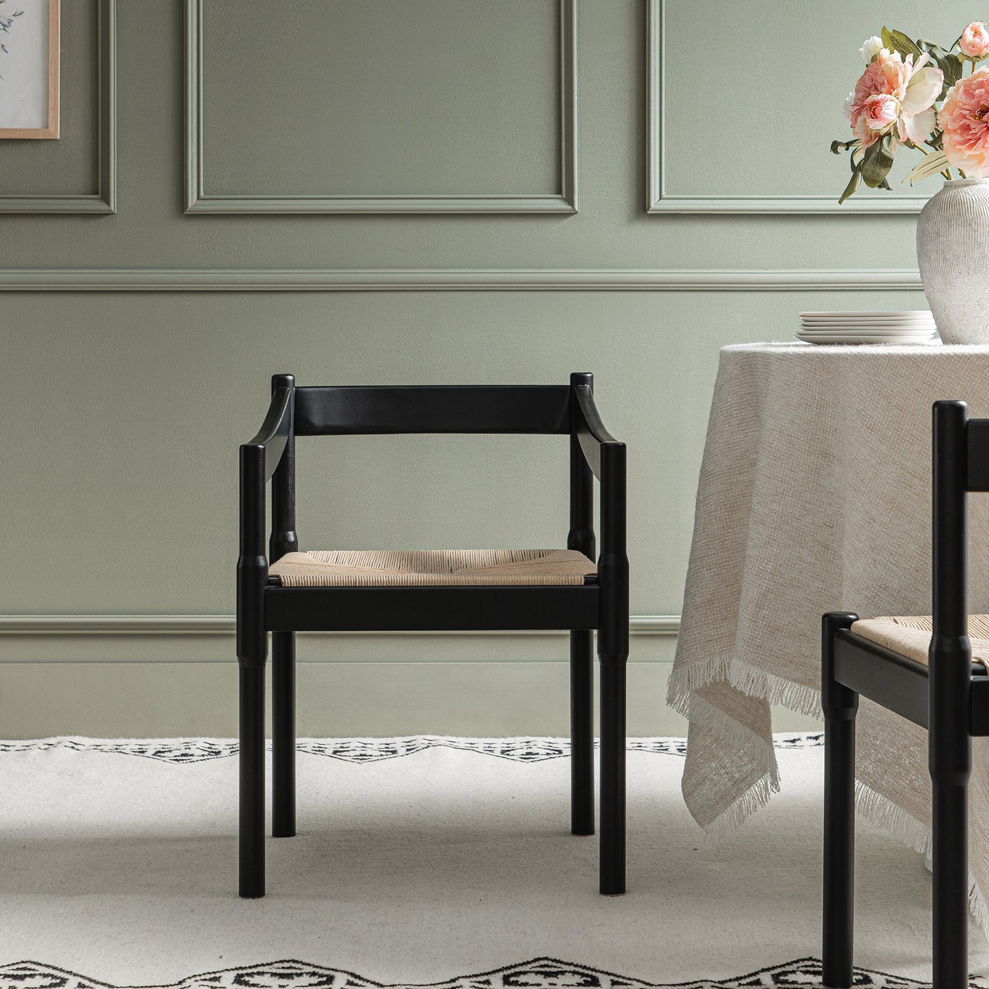 Minley 2-in-1 Carver Chair, Black Matte