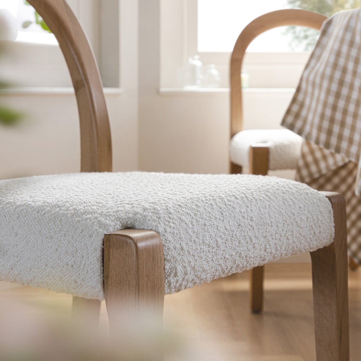 Lumi Dining Chair, Ecru Boucle | Natural Oak Frame