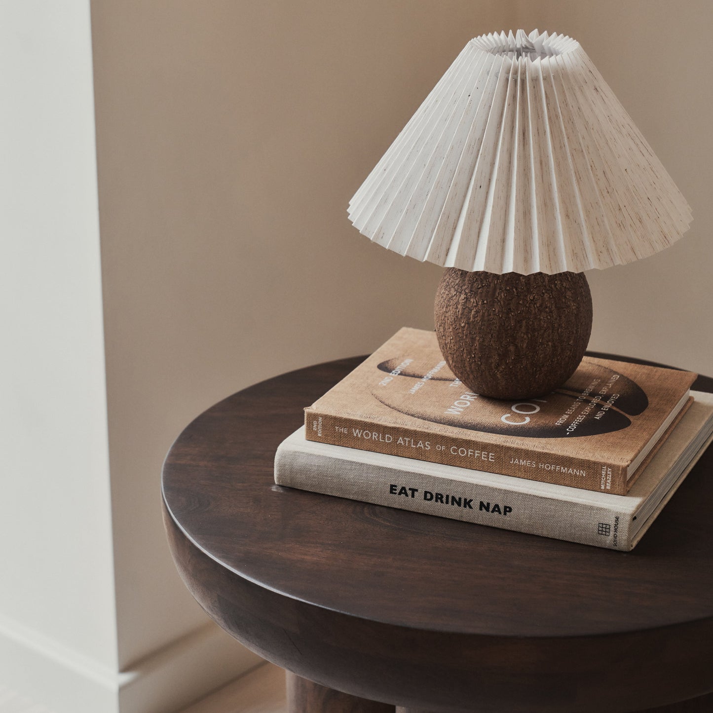 Vermont - Dark Wood Premium Round Side Table