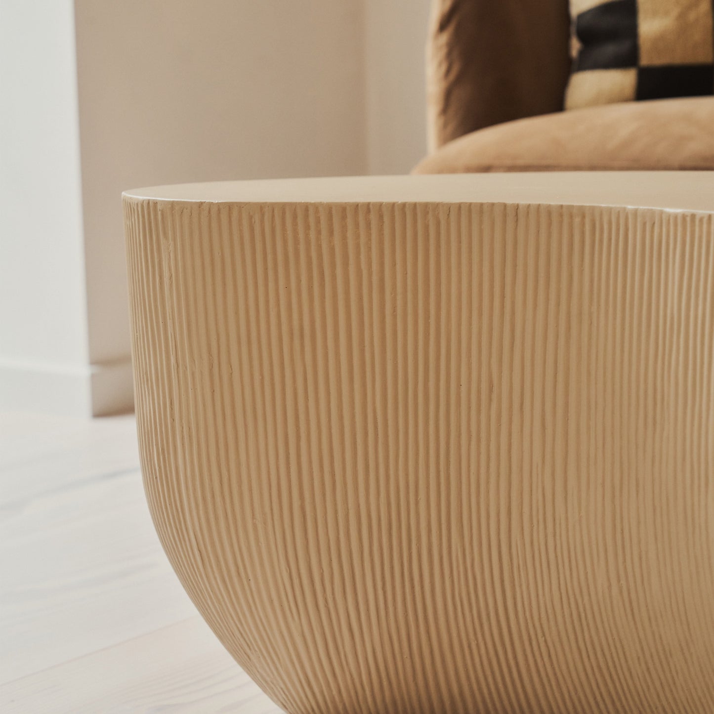 Leonardo - Minimal Beige Shaped Coffee Table Large