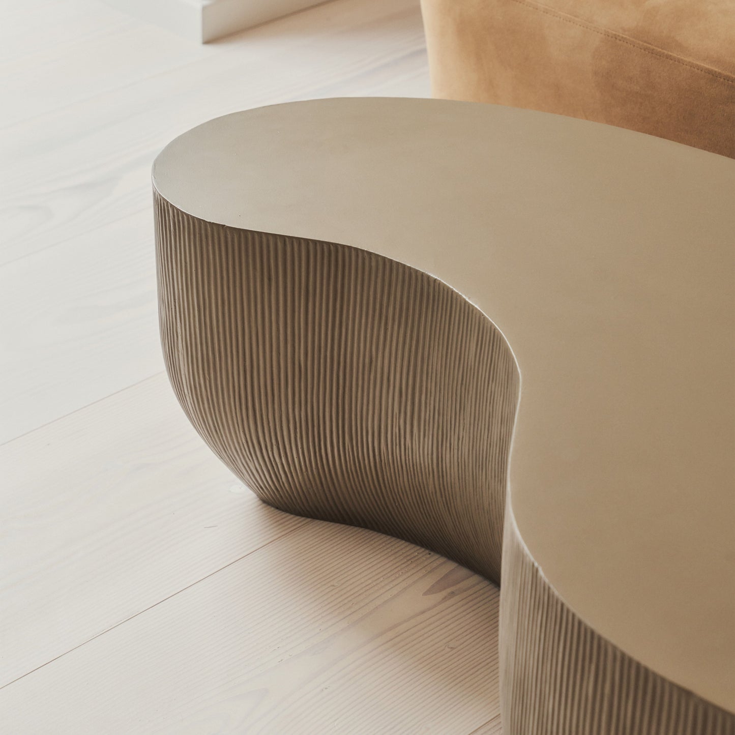 Leonardo - Minimal Mocha Shaped Coffee Table Large