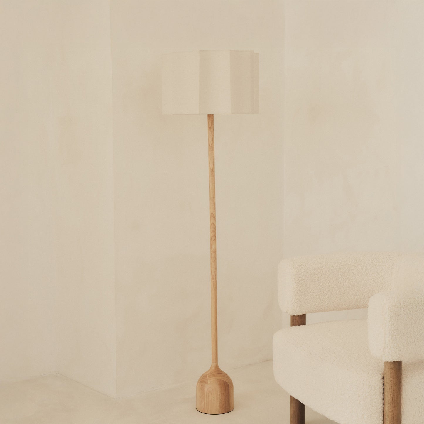 Esme - Light Wood Inverted Scallop Shade Floor Lamp