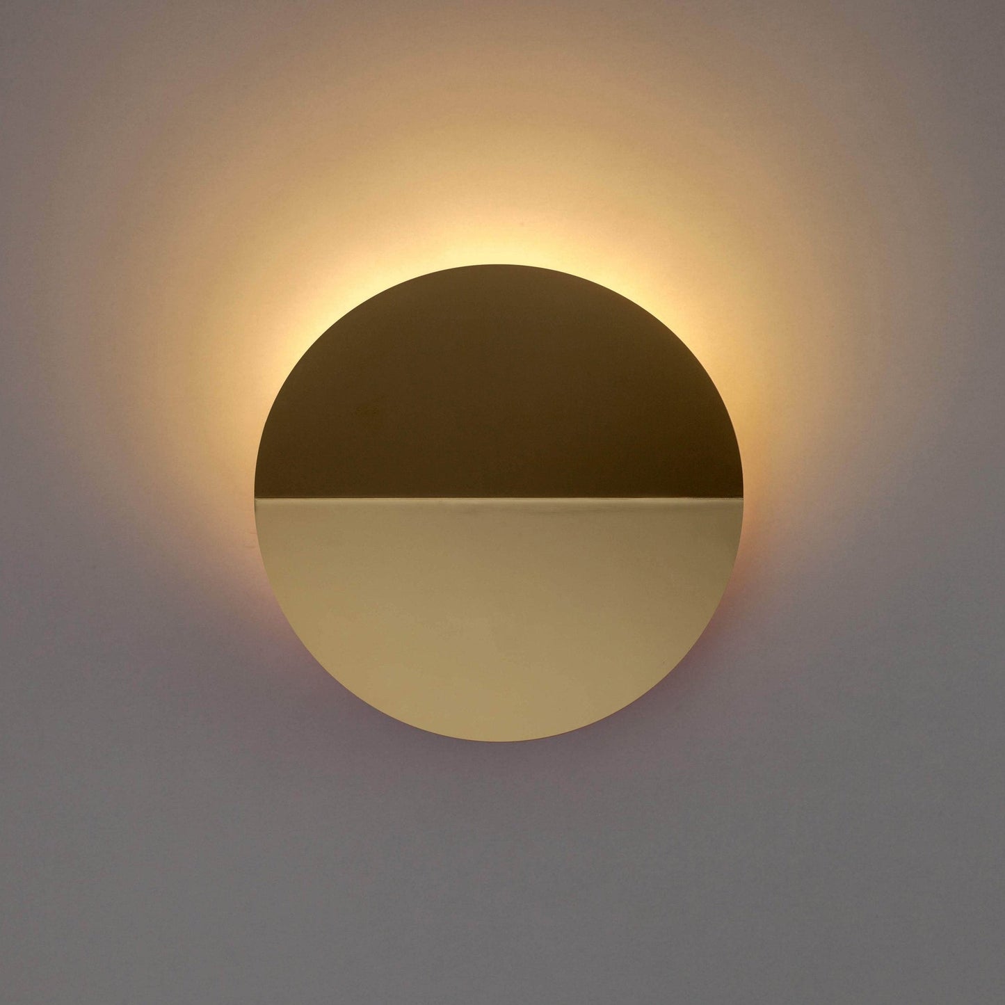Round Diffused Wall Light - Brass