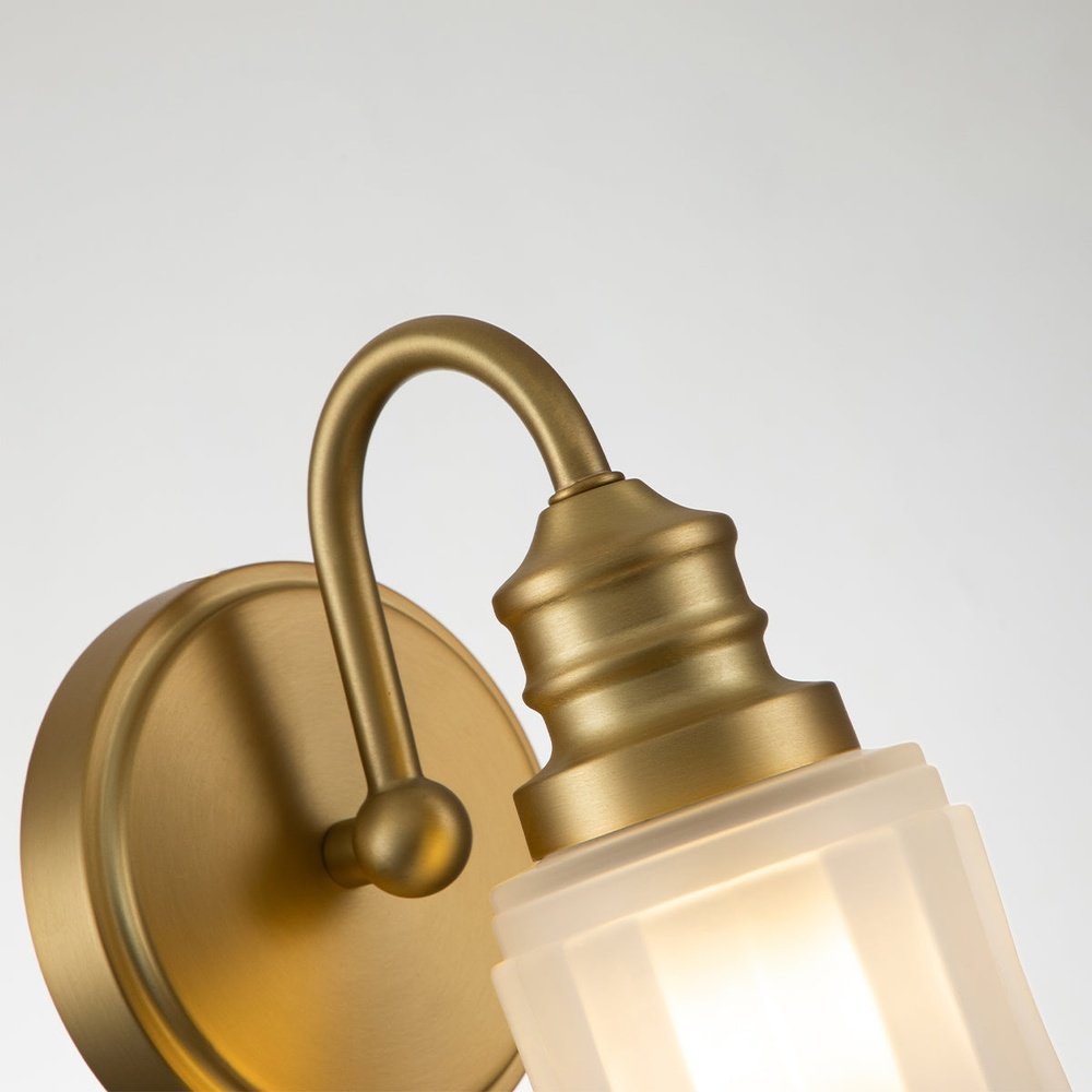 Quoizel Swell 1 Light Wall Light - Brass