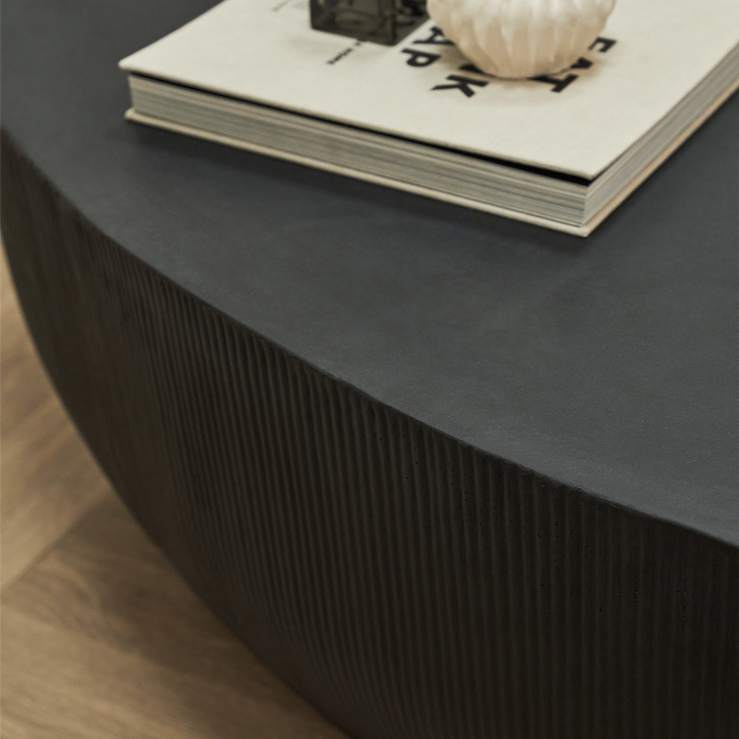 Leonardo - Minimal Onyx Shaped Coffee Table Large