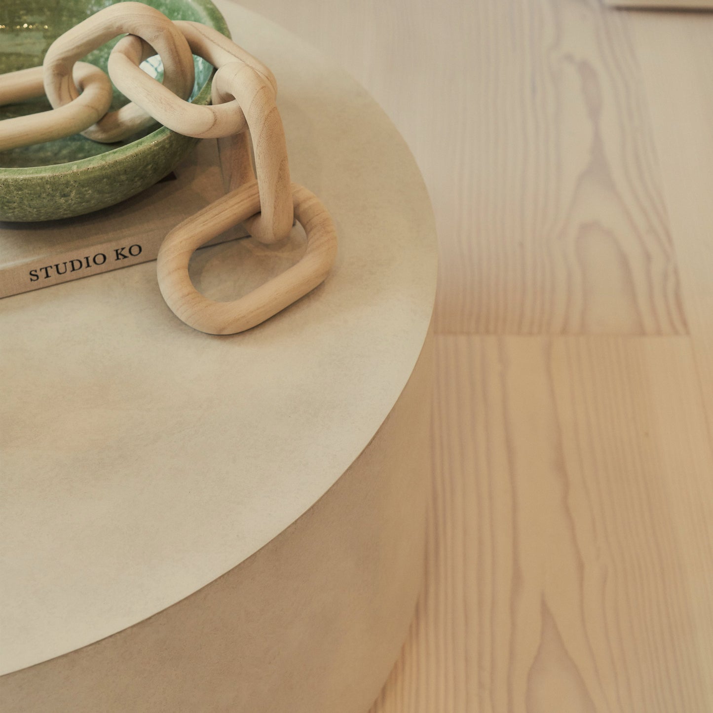 Luciana - Concrete Round Coffee Table