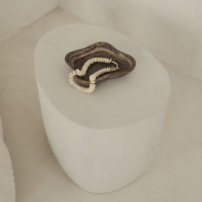 Leonardo - Minimal Concrete Irregular Shaped Side Table